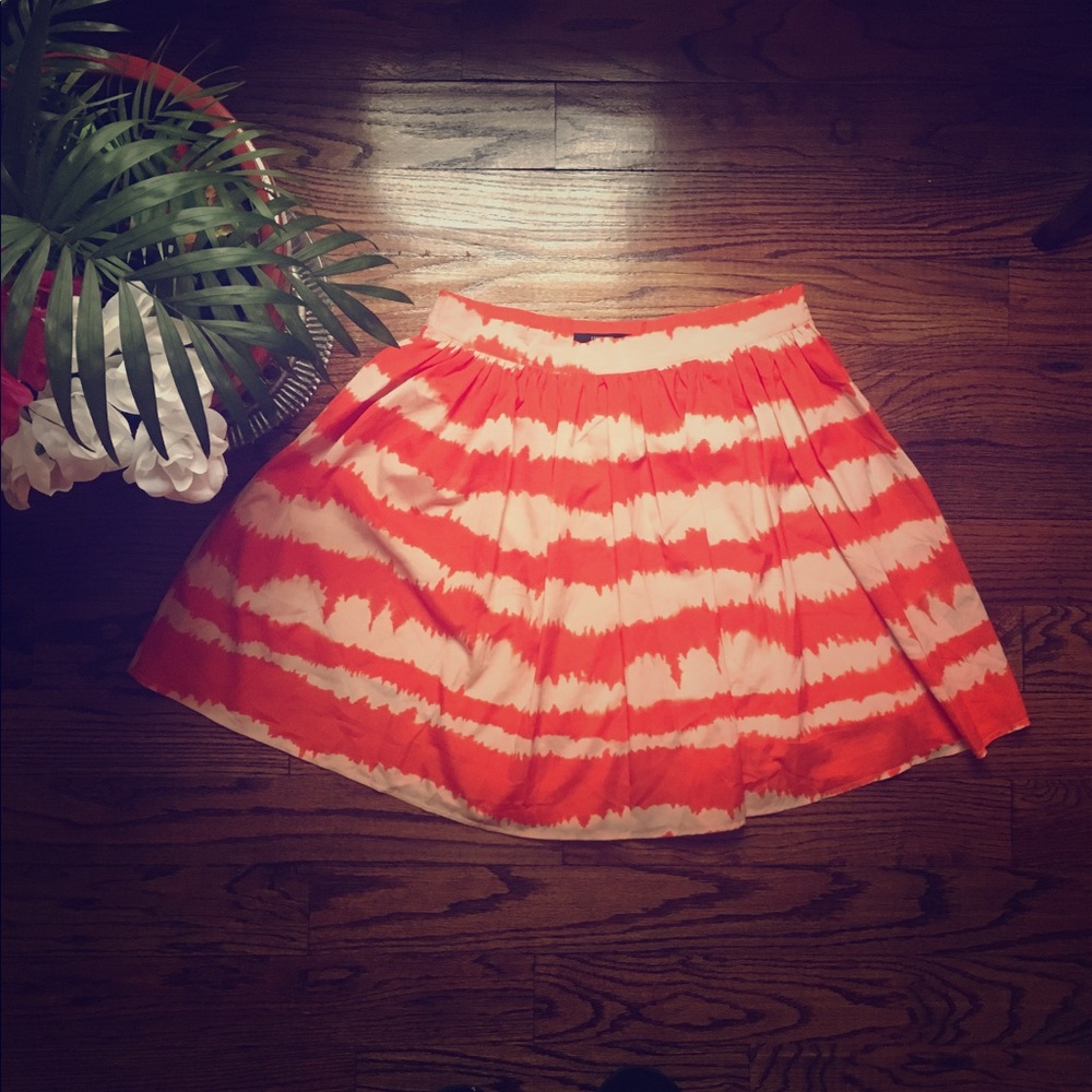 Very cute Summery Orange/Pink Skirt